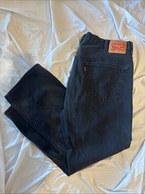 Black Levi’s 505 Jeans